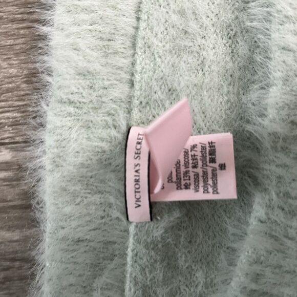 Victoria's Secret Soft Cozy Fuzzy Crop Fair Isle Sweater Shirt Top M 224 - Picture 2 of 6